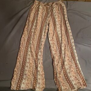 Boho wide leg pants. Super light weight! So comfortable!! Only worn once.